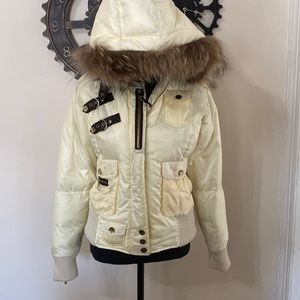 Vixen cream brown Racoon fur hooded puffer coat size medium